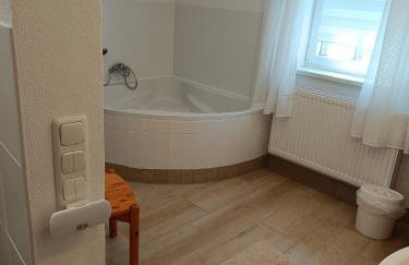 Ferienhaus Mitteldachstetten, ruhige Lage, kostenlos parken, WLAN free - Foto 38