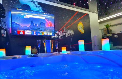 GALAXY SPA-4 Pers-Jacuzzi-Insolite-Parking-Jardin-Clim-Colmar - Foto 4