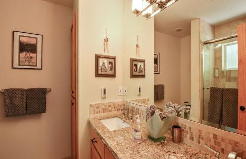 Lux Leisure Game Room & More! - Foto 25