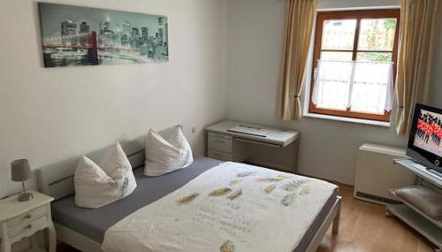 Rittergut zu Groitzsch Muldenstraße 1 - Foto 2