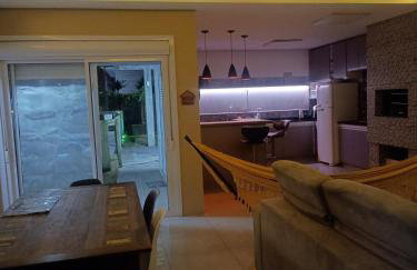 Casa TOP no cassino, piscina grande 5 min da praia e churrasqueira coberta - Foto 15