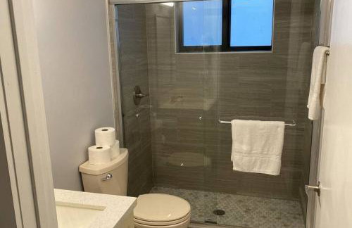 Spacious Private Room Close to Miami Attractions - Photo 16