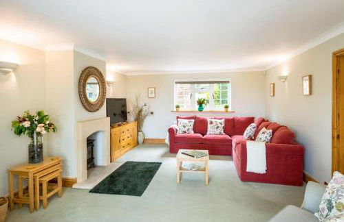 Croft House Sleeps 8 ꕤ Country Views nr Salisbury - Foto 16