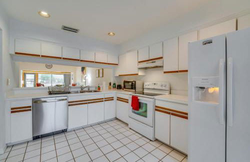 Waterfront Haines City Townhome with Community Pool! - Foto 14