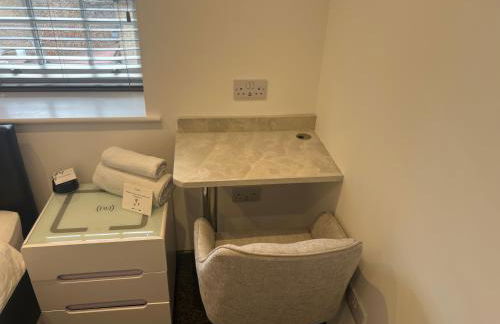 Modern 2 Bed Apartment in Bicester Town Centre - Foto 14