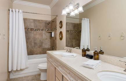 Grand Contento by AvantStay Extraordinary Estate w Pool Movie Room - Foto 32