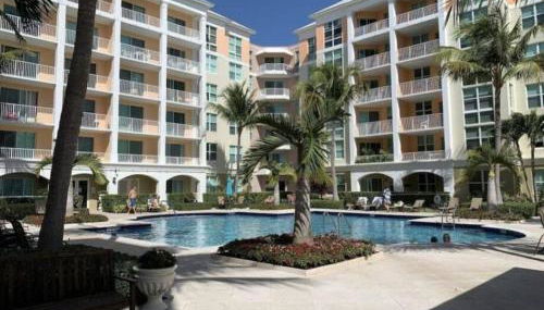 Turnkey Tranquility with Marina & Intercoastal views - Foto 2