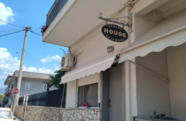 Luxury seafront house nearby Delphi - Photo 35