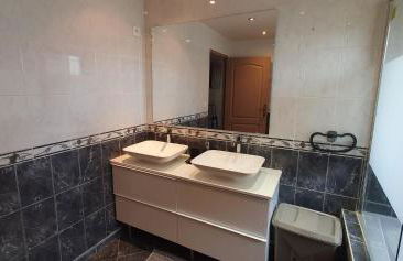 COQUELICOT - Spacieuse maison 172m2 - 4 chambres - Parking Privé & Wifi Gratuit - Foto 19