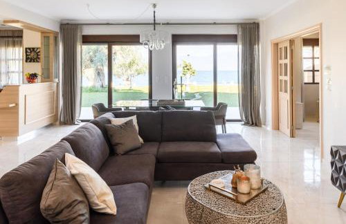 Villa Filoxenia - by the sea - up to 12 guests - Foto 88