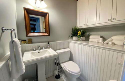 43TV peaceful retreat in the White Mountain fireplace fire pit large yard WiFi AC - Foto 26