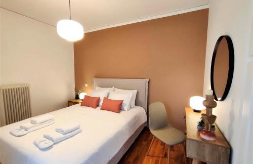 Vouliagmeni Iasonos Residence Central Stylish Flat - Photo 10