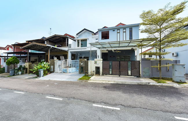 OYO Home 90532 Casa Azlinda Muslim - Foto 29