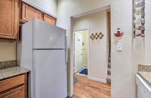 Walk to Lake Townhome with Hot Tub in Afton! - Foto 14