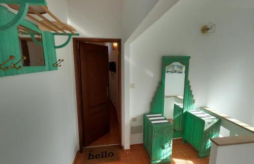 Algarve, renovated T1 apartment in S Bras de Alportel - Foto 26