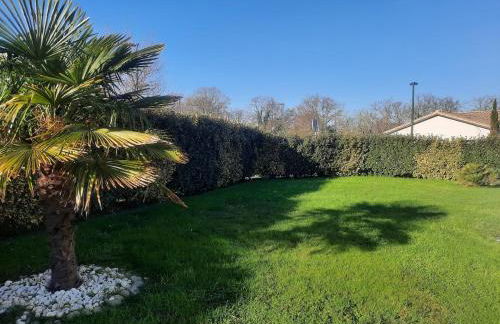 Les Merisiers - Maison moderne avec jardin - Foto 23