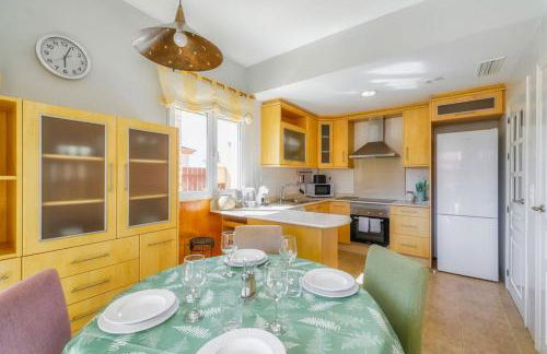 Villa Serendipity + private Pool+ BBQ +5 rooms - Foto 14