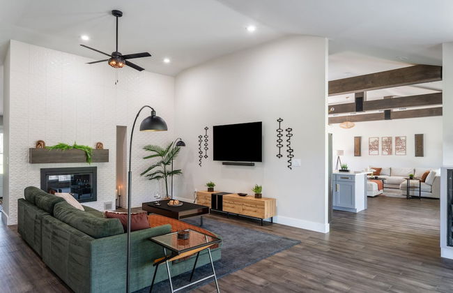 Upstay - Farmhouse on 10 Acres w Pool-tennis-games - Foto 21