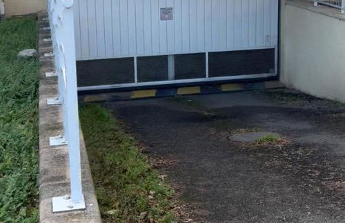 T2 quartier Mermoz, 2 places de parking privées - Foto 19