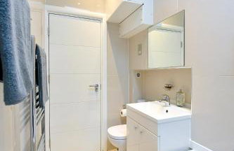 Hendon Escape Luxury Apartment with En-suite Bath - Photo 21