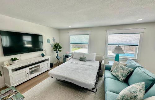 Island Oasis with Heated Pool Private Tiki Bar! - Foto 25