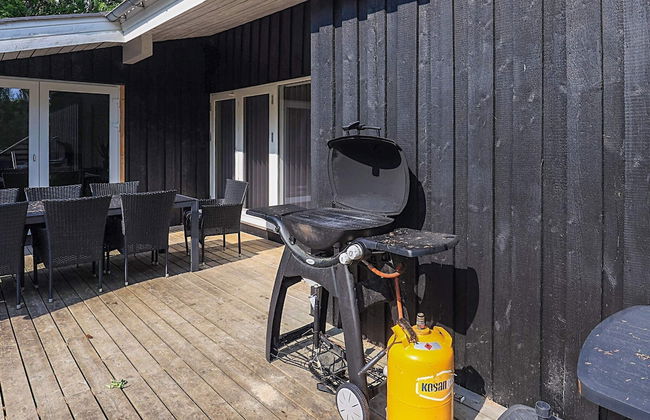 8 Person Holiday Home in Albaek - Foto 29