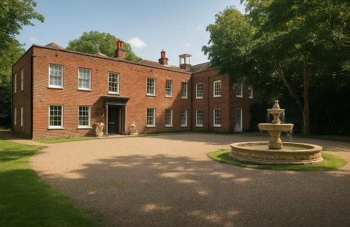 Luxury Grand Windsor Mansion Private 5 Acres & Helipad - Photo 30