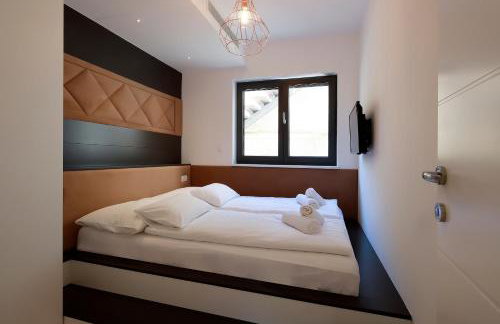 MODENA MARIS-heated pool-grill-relax-jacuzzi apartments - Foto 76