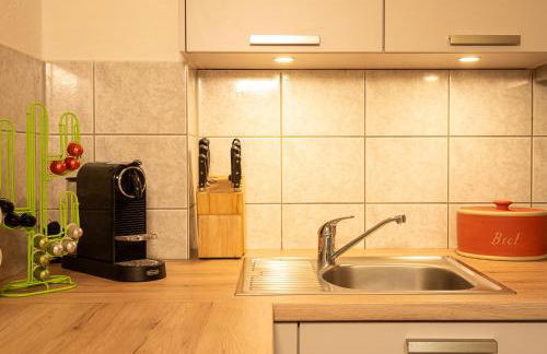 FEWO am Schwanseebad mit Garten - Ruhig, Familienfreundlich und Zentrumsnah - Foto 6