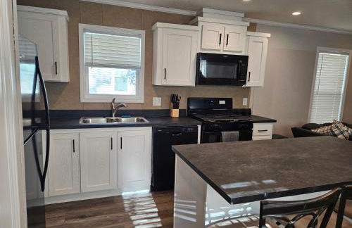 Lake Access and Easy Living at West Battle Lake - Foto 27