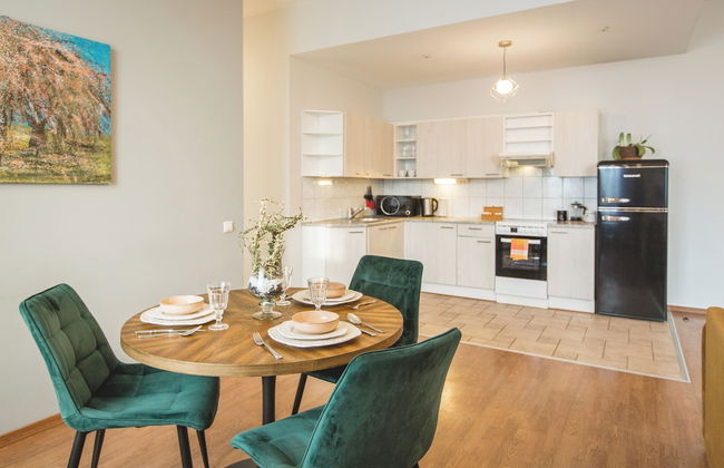 Bearsleys Downtown Apartments - Photo 33