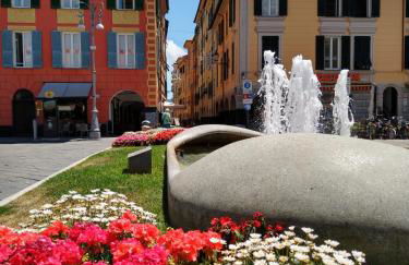 Vista sul carruggio, centro storico di Chiavari - Photo 43