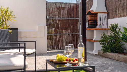 Peaceful Retreat near Sesimbra and Meco Beach - MADA HOUSE's II - Photo 3, Garden, Garden view