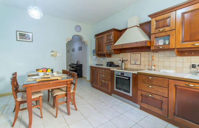 Well Located Cozy House Courtyard Kalka - Foto 10