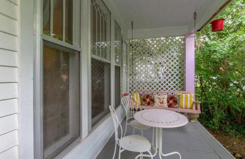 Petite Vintage Charmer Trendy East Nashville - Foto 29