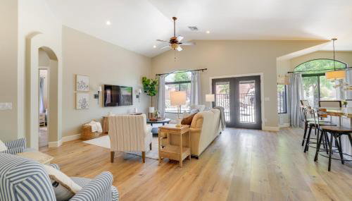 Near Golf and Hikes! Poolside Retreat in Phoenix - Foto 5