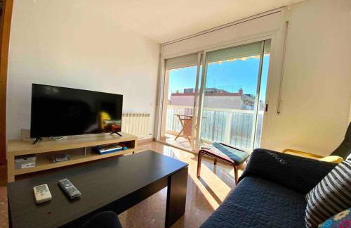 Big Family Terrassa Parking and noise free - Photo 17