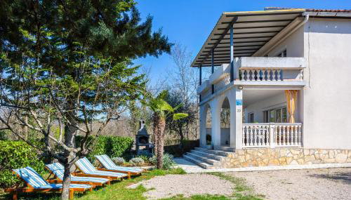 3 Bedroom Amazing Home In Malinska - Foto 2