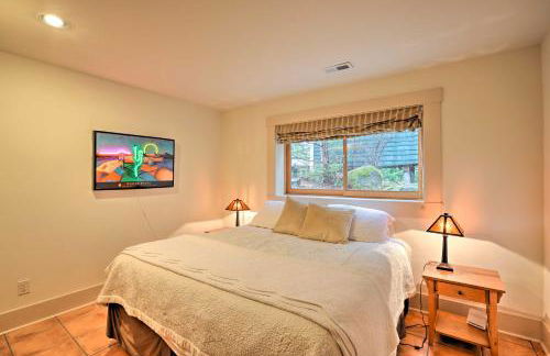 Lopez Island Hideaway with Coastal Views and Deck! - Foto 22