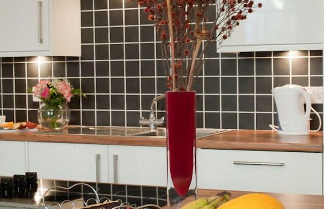 Windsor Street Apartments - Photo 8