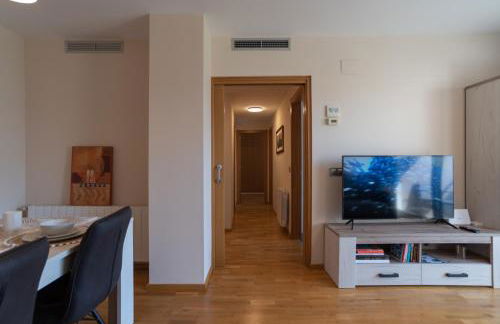 Apartamento Bulevar 2 con parking gratuito - Photo 12