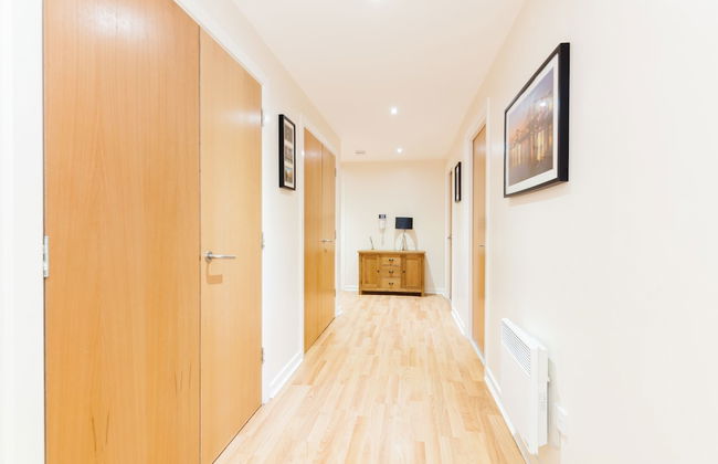 Modern Two Bedroom Apartment - Foto 20