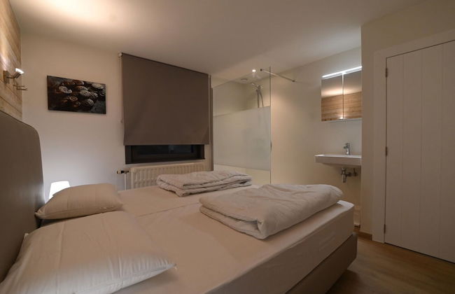 Lovely Holiday Home in Marche-en-Famenne with Hot Tub - Photo 8