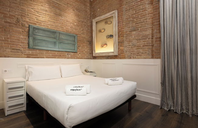 Enjoybcn Coliseum Apartments - Photo 19