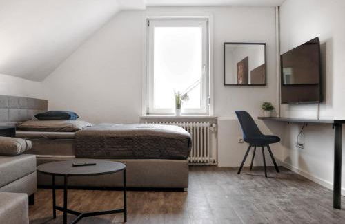 LIGHTPLACE • Größere Gruppen • 4 Einzelzimmer • Boxspring • Smart TV • Biergarten • Restaurant - Foto 25