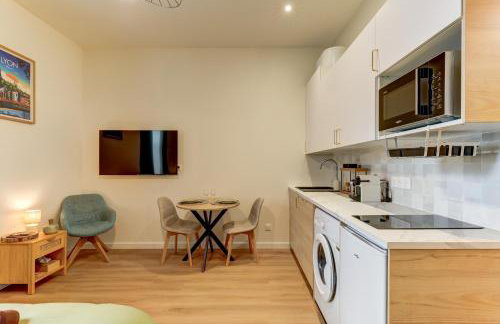 L'Émeraude - une suite élégante aux portes de Lyon - Foto 5