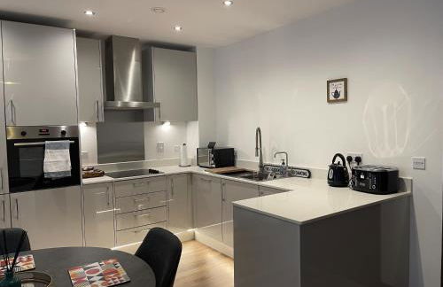 The Melodies with Free Parking , Harlow - Foto 21