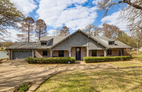 Stunning Lakefront Malakoff Home with Dock and Deck - Foto 4