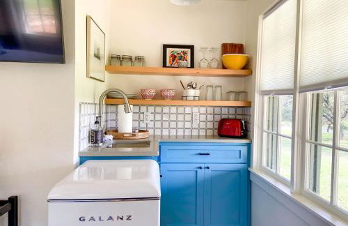 Efficiency-Style Cabin with Spa Lovely for a Couples Escape in Hunt, Texas - Foto 19