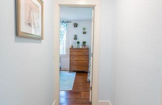 Pelican Hideaway - Charming Home & Entire Backyard - Foto 13